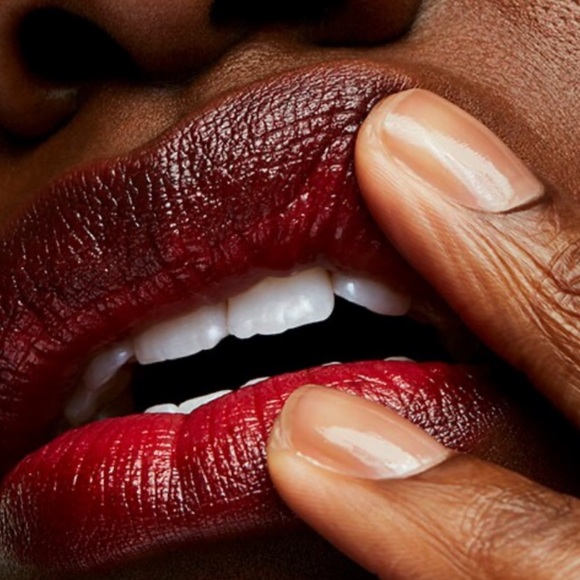 MAC COSMETICS COCKNEY SHADE LIPSTICK 502 True red - Picture 3 of 9